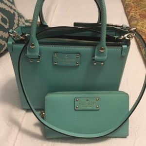 Beautiful Kate Spade purse & wallet. EUC-Like New